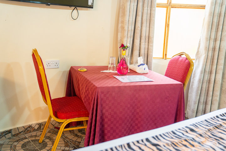 Deluxe Room - Master Bedroom